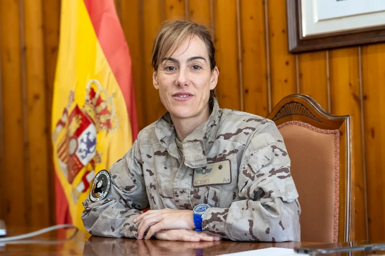 María Cruz Acero Ruiz, comandante del Ejército del Aire y Jefe del Escuadrón de Vigilancia Aérea 7 del Puig Major - Sóller
