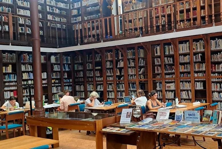 libros biblioteca cort