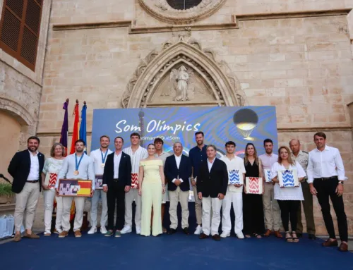 Los representantes olímpicos baleares brillan en su recepción en el Consolat de Mar