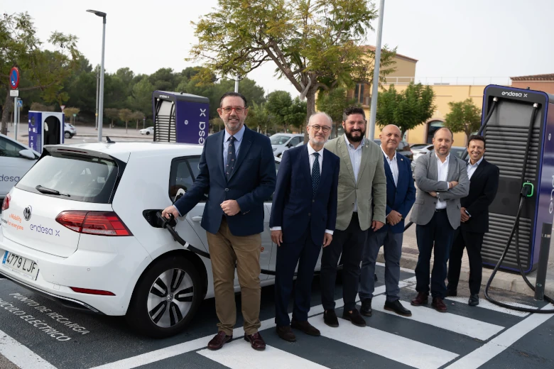 Electric vehicle charging point in Marratxí