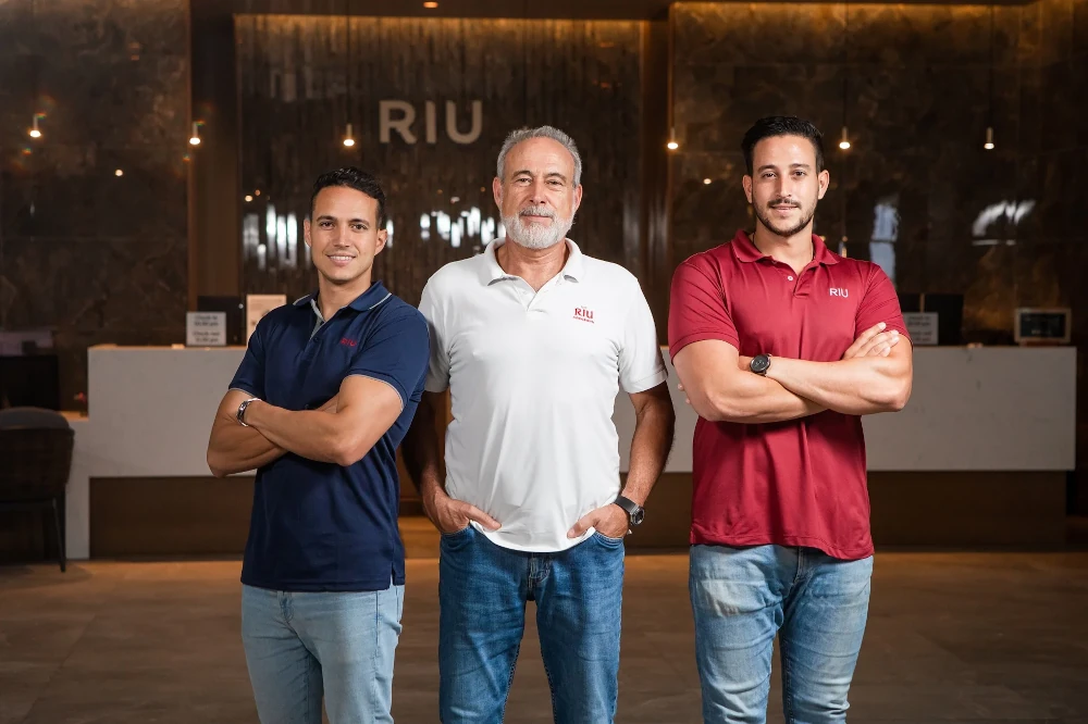 Familia RIU