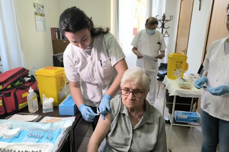 Flu vaccination 2025–2026