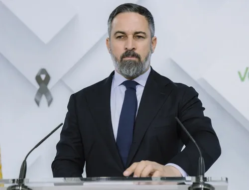 Abascal celebra el adelanto electoral y exige “elecciones libres, limpias y sin violencia”