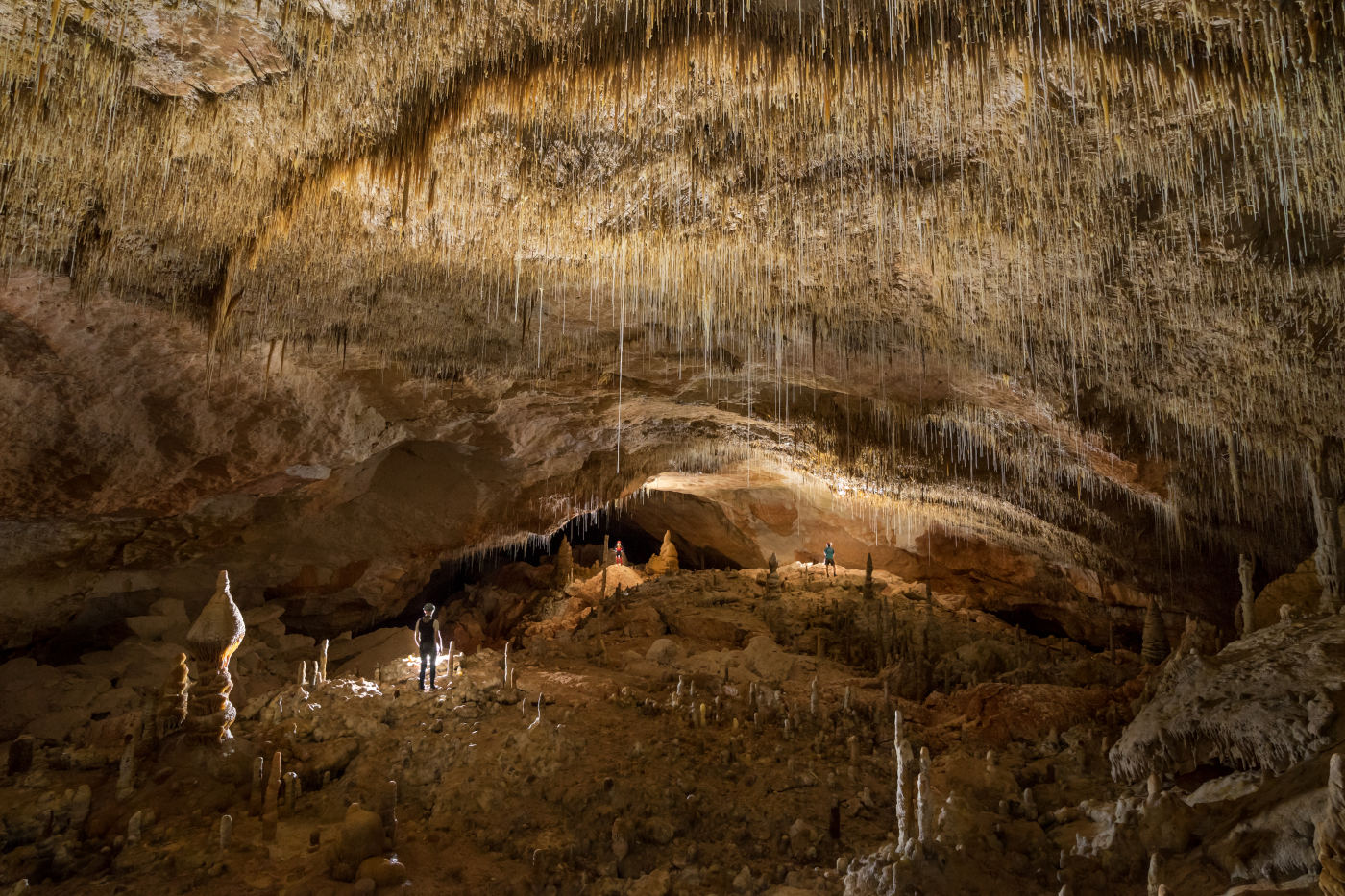 Cueva de Vallgornera. Fotos Alicia Gallardo y Joaquín Pérez