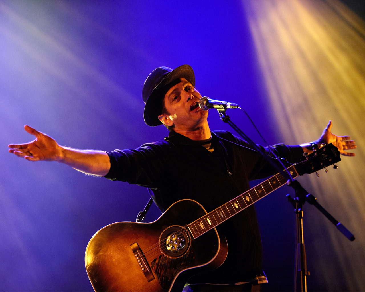 juan perro Fila U teatre principal