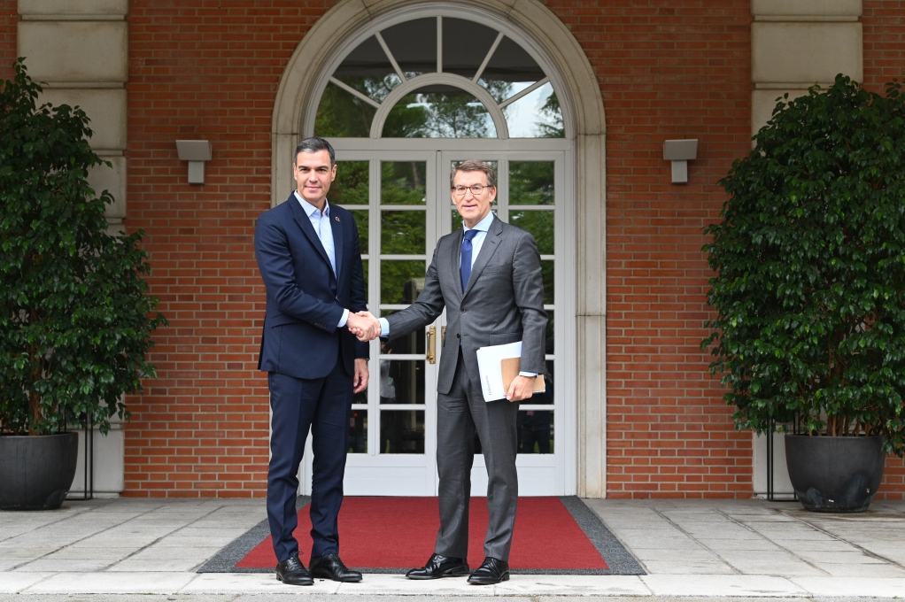 Sánchez y Feijóo en Moncloa