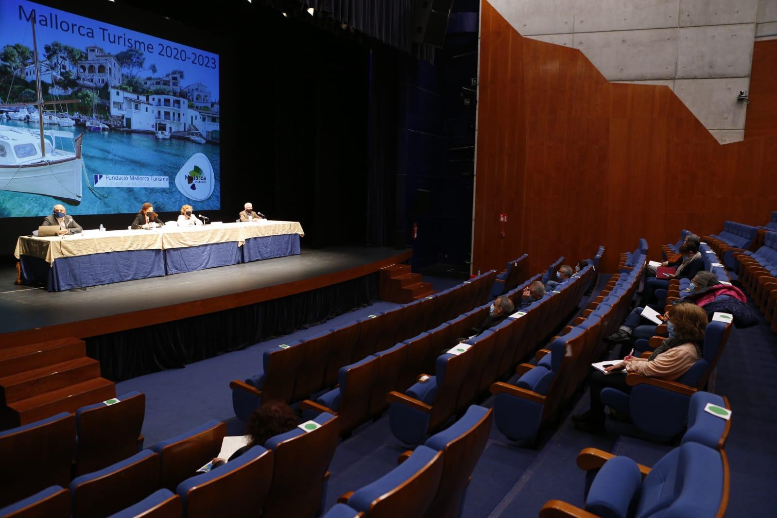 consell plan turismo en Alcudia