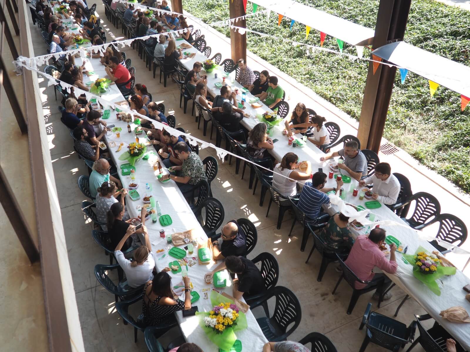 comida aniversario parcbit