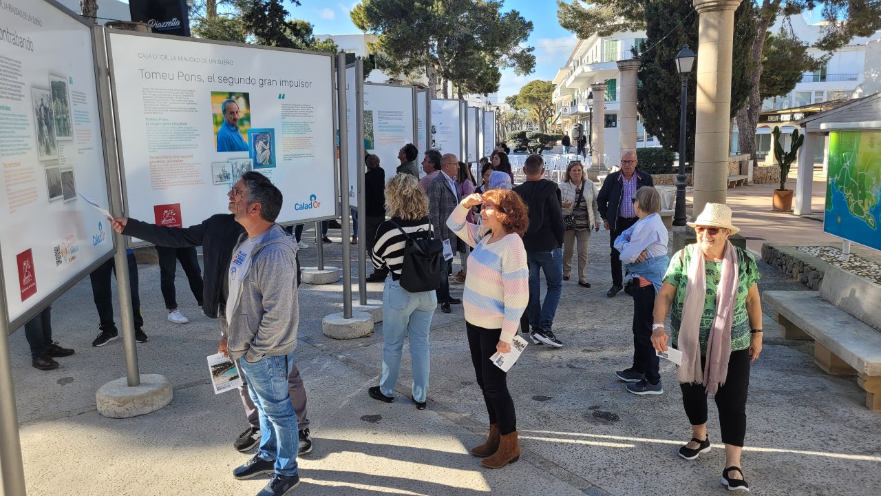 gente exposicion cala d'or