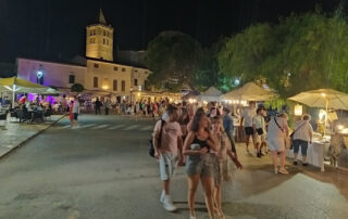 mercado nocturno sineu mallorca