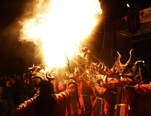 La Revetla de Sant Joan 2024 iluminará Palma con pirotecnia, baile y música